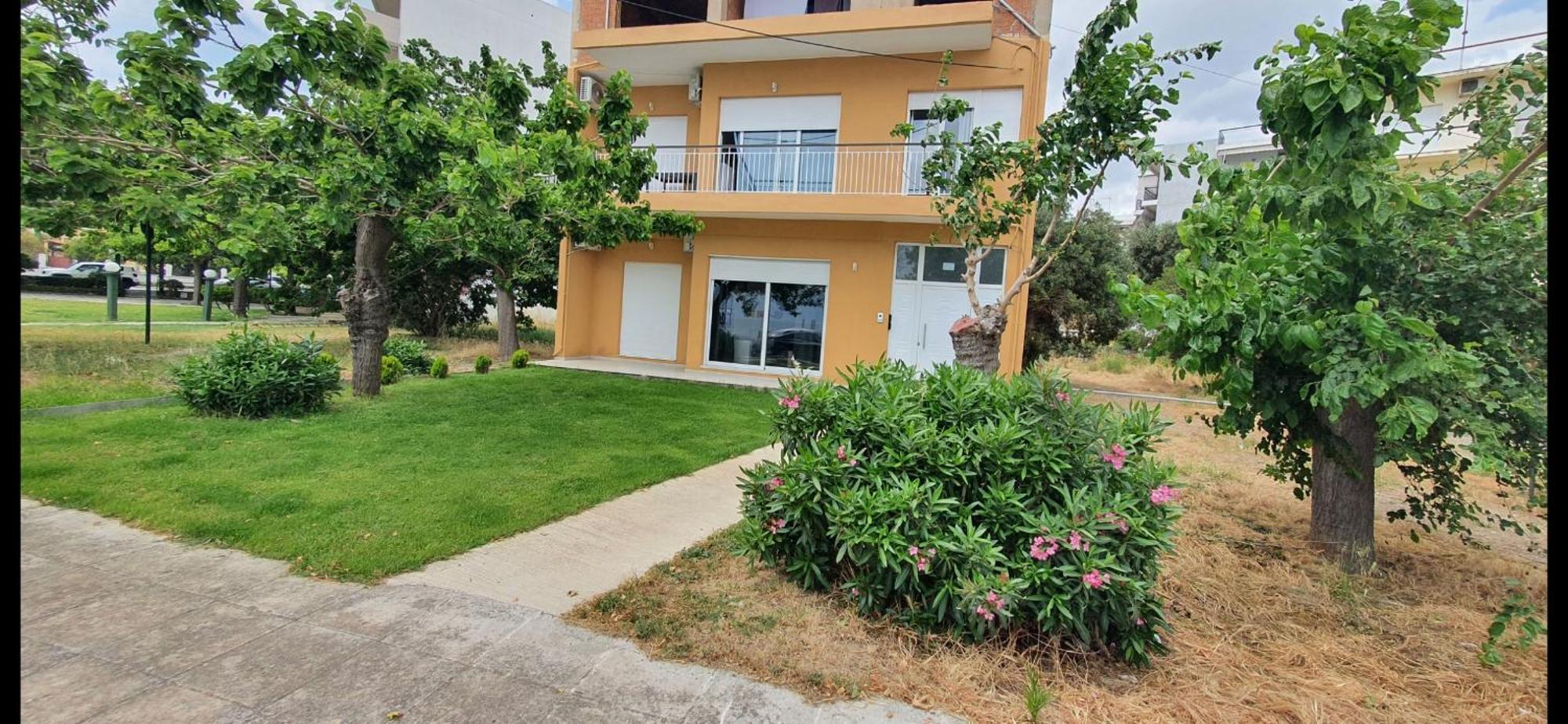 Nafpaktos Beach House Sea View Apartment First Floor Eksteriør billede