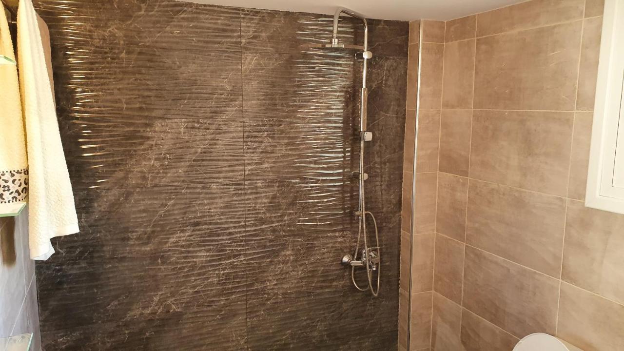 Nafpaktos Beach House Sea View Apartment First Floor Eksteriør billede
