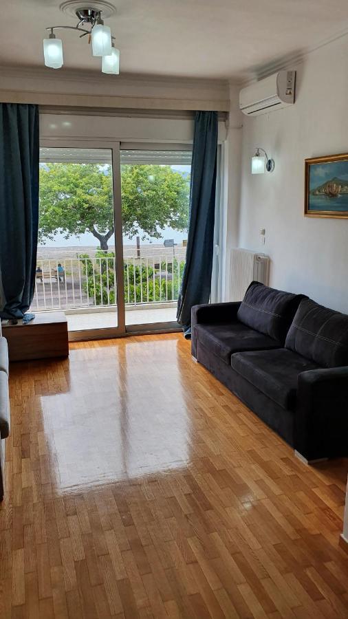 Nafpaktos Beach House Sea View Apartment First Floor Eksteriør billede